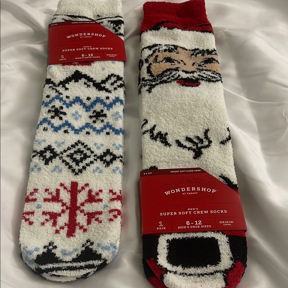 Wondershop Red and White Casual Socks Cozy Nordic Style - Picture 1 of 8